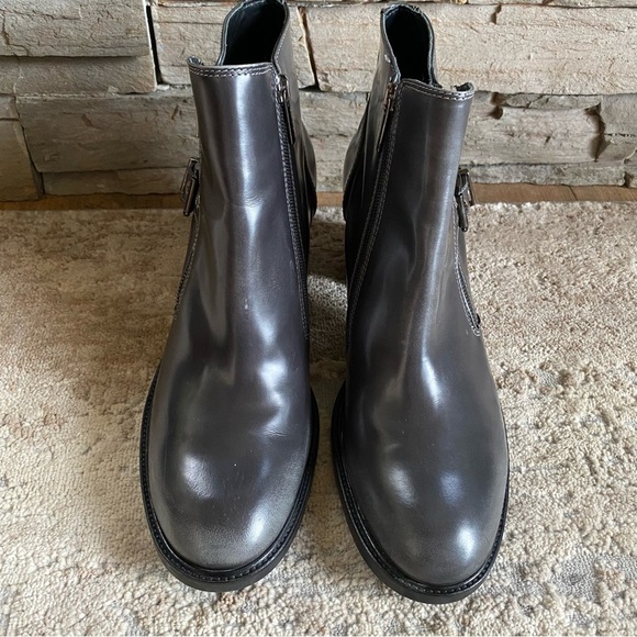 Aquatalia Gray Leather Heeled Ankle Boots Booties Moto Buckle: 12 - Picture 3 of 10